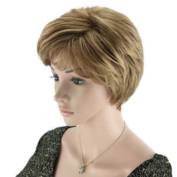 Moderne pruik kort model in laagjes blond caramel mix