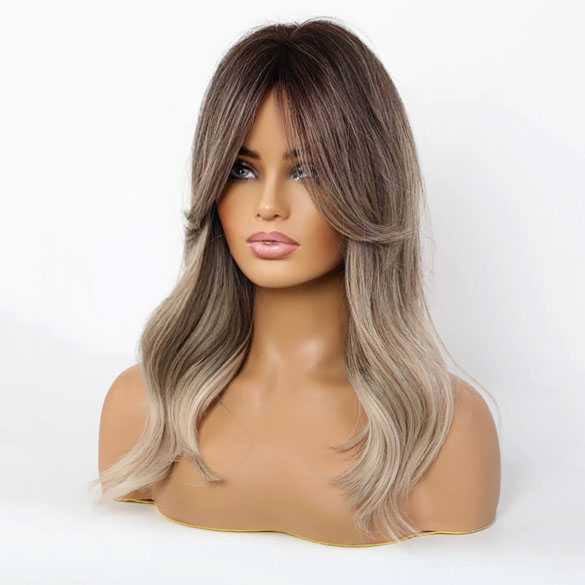 Pruik schouderlang zandblond haar in laagjes model 250