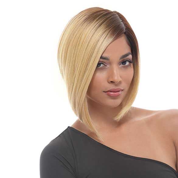 SALE: Pruik a-symetrisch steil haar bob model Helen