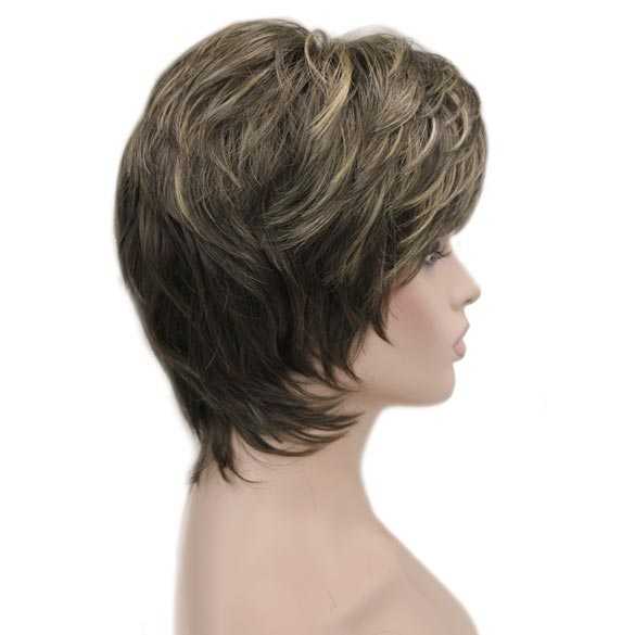 Moderne pruik kort haar in laagjes bruin met highlights