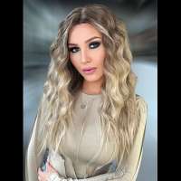 Swiss lace pruik lang golvend haar zonder pony model 66055