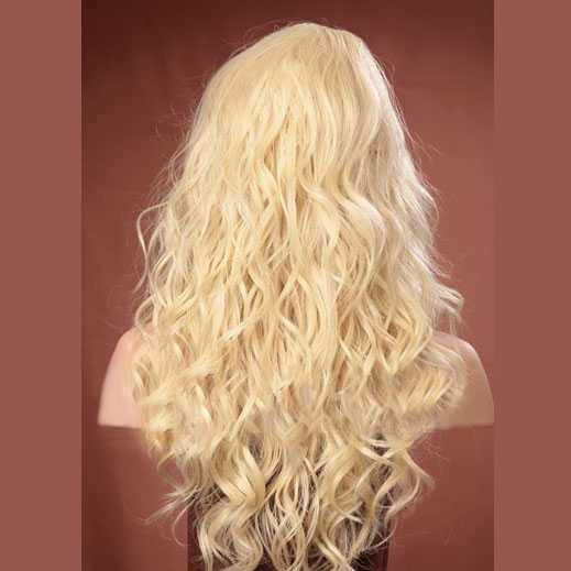 Pruik lang haar lichtblond met krullen model Gabby kleur 613