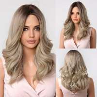 SALE Pruik halflang zandblond haar in laagjes model Sabine