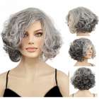 Mooie nonchalante pruik met krullen licht en donkergrijs mix