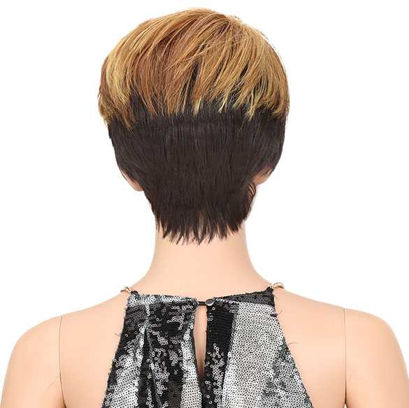 Pruik kort pittig pixie cut kapsel in laagjes model Trinity