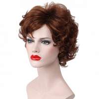 Moderne pruik roodbruin kort krullend haar kleur 30