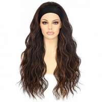 Pruik lang haar met slagen in bruinmix + tropische print haarband