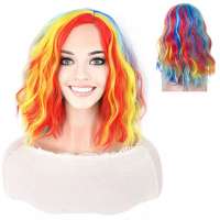 Vrolijke carnaval pruik multi color regenboog schouderlang haar met golfjes