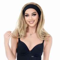 Pruik lang haar in laagjes in blondmix met haarband