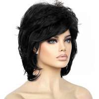 Moderne pruik kort zwart haar in laagjes