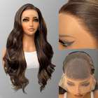 Swiss lace front pruik lang krullend haar donkerbruin met highlights Swiss lace front pruik lang krullend haar donkerbruin met highlights