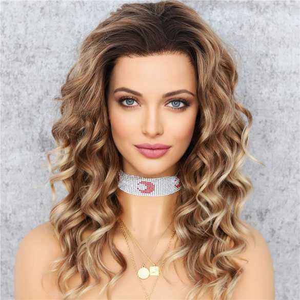 Swiss lace front pruik halflang caramel goudblond mix model Dalena