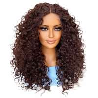 Luxe krullen pruik kastanjebruin haar met veel volume Britta